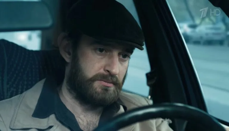 Момент из 13 серии 1 сезона